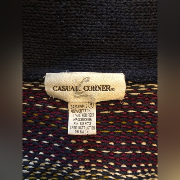 Casual Corner Embroidered Cardigan Floral Women’s Sweater Long Sleeve Size M - Picture 15 of 15